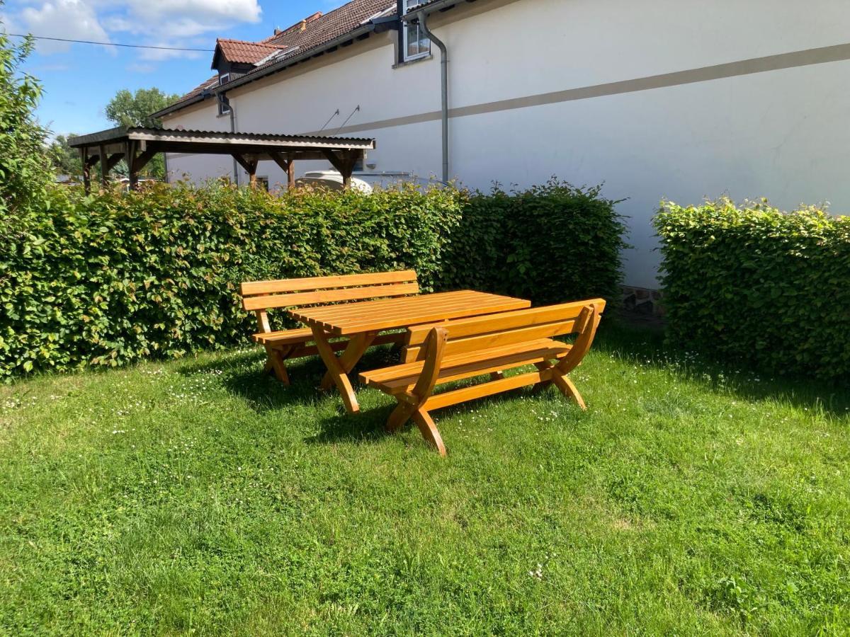 Gut Kuhfs Grosszossen Exterior foto